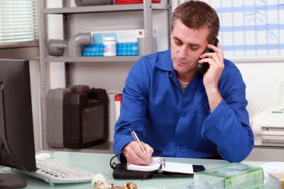 Surprise plumber schedules a service call